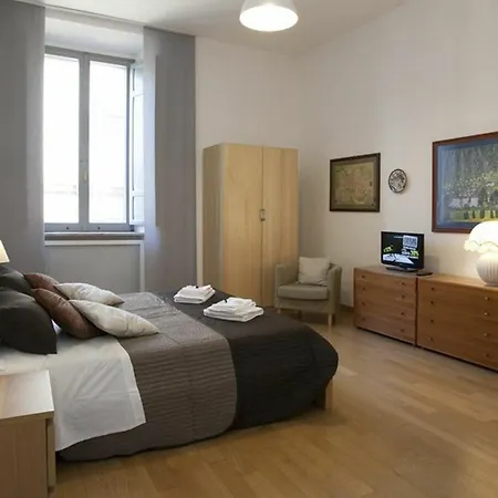 House Paganica Apartment Rom