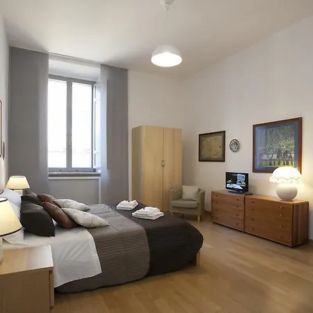 House Paganica Apartment